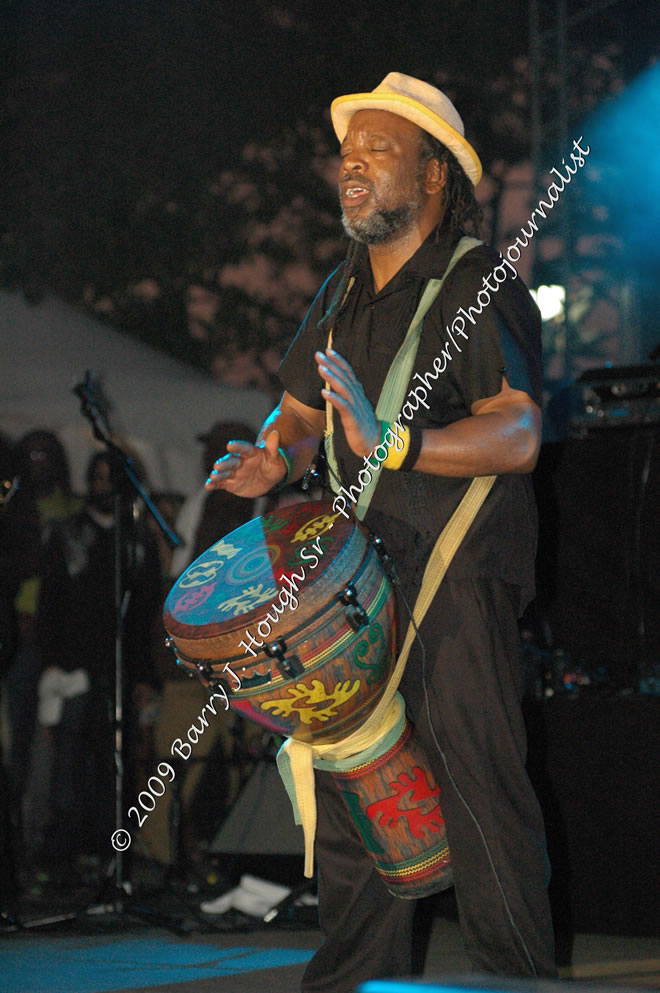 Damian 'Jr. Gong' Marley & NAS @ Reggae Sumfest 2009 - International Night 2 - Reggae Sumfest 2009,Catherine Hall, Montego Bay, St. James, Jamaica W.I. - Saturday, July 25, 2009 - Reggae Sumfest 2009, July 19 - 25, 2009 - Photographs by Net2Market.com - Barry J. Hough Sr. Photojournalist/Photograper - Photographs taken with a Nikon D70, D100, or D300 - Negril Travel Guide, Negril Jamaica WI - http://www.negriltravelguide.com - info@negriltravelguide.com...!