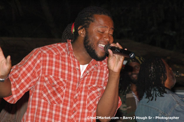 Tarrus Riley, Jimmy Riley, and Dwayne Stephensen - Money Cologne Promotions in association with "British Link Up" presents Summer Jam featuring She's Royal Tarrus Riley & Jimmy Riley - Plus Ras Slick, Sham Dawg, and Whiskey Bagio @ Roots Bamboo, Norman Manley Boulevard, Negril, Jamaica W.I. - Backed up Dean Fraser & The Hurricanne Band - MC Barry G and Rev. BB - July 25, 2007 - Negril Travel Guide.com, Negril Jamaica WI - http://www.negriltravelguide.com - info@negriltravelguide.com...!