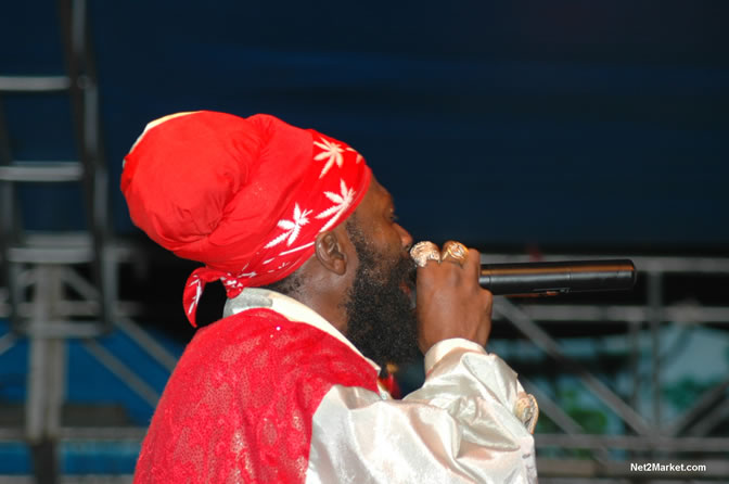 Capleton - Spring Break 2005 -  6th Anniversary - All Day - All Night - Photo Gallery - Sunday, March 13th - Long Bay Beach, Negril Jamaica - Negril Travel Guide, Negril Jamaica WI - http://www.negriltravelguide.com - info@negriltravelguide.com...!