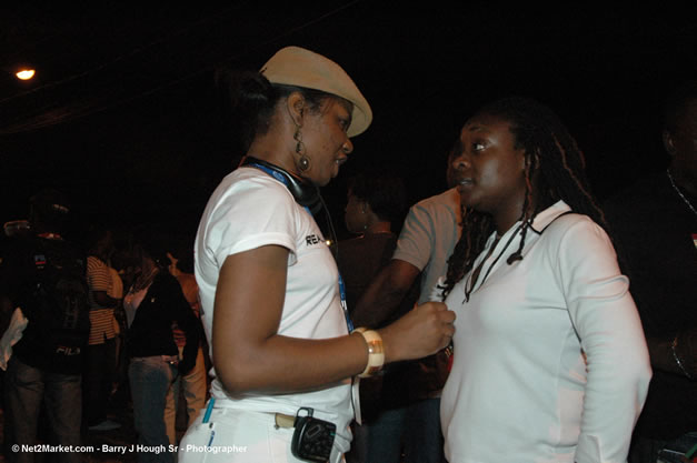 Venue & Audience - Ignition - The Internation Fire Blazes - Friday, July 21, 2006 - Montego Bay, Jamaica - Negril Travel Guide, Negril Jamaica WI - http://www.negriltravelguide.com - info@negriltravelguide.com...!