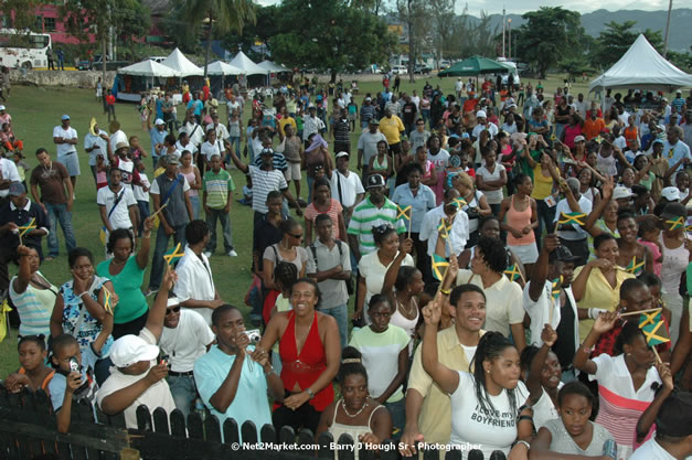 The Ministry of Toursim & The Jamaica Tourist Board present Tourism Awareness Concert in Commemoration of the Start of the 07/08 Winter Tourist Season - Guest Performers: Third World, Tessane Chin, Etana, Assassin, One Third, Christopher Martin, Gumption Band - Saturday, December 15, 2007 - Old Hospital Site, on the Hip Strip, Montego Bay, Jamaica W.I. - Photographs by Net2Market.com - Barry J. Hough Sr, Photographer - Negril Travel Guide, Negril Jamaica WI - http://www.negriltravelguide.com - info@negriltravelguide.com...!