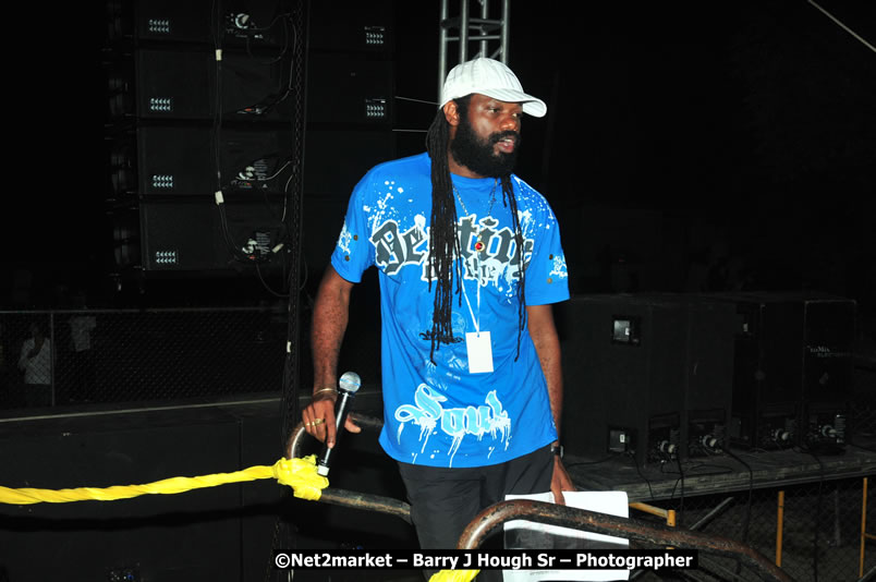 Unite The People An International Reggae Fest, Featuring: Beres Hammond, Coco T, Queen Ifrica, Khalil, Cameal Davis, Iley Dread, Rochelle, Geoffrey Star, Ras Penco, Kool DeLoy, Otis Gayle, J.McKay, Tiney Winey, Venue at Norman Manley Boulevard, Negril, Westmoreland, Jamaica - Saturday, April 4, 2009 - Photographs by Net2Market.com - Barry J. Hough Sr, Photographer/Photojournalist - Negril Travel Guide, Negril Jamaica WI - http://www.negriltravelguide.com - info@negriltravelguide.com...!