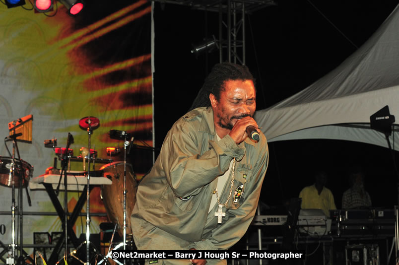 Unite The People An International Reggae Fest, Featuring: Beres Hammond, Coco T, Queen Ifrica, Khalil, Cameal Davis, Iley Dread, Rochelle, Geoffrey Star, Ras Penco, Kool DeLoy, Otis Gayle, J.McKay, Tiney Winey, Venue at Norman Manley Boulevard, Negril, Westmoreland, Jamaica - Saturday, April 4, 2009 - Photographs by Net2Market.com - Barry J. Hough Sr, Photographer/Photojournalist - Negril Travel Guide, Negril Jamaica WI - http://www.negriltravelguide.com - info@negriltravelguide.com...!