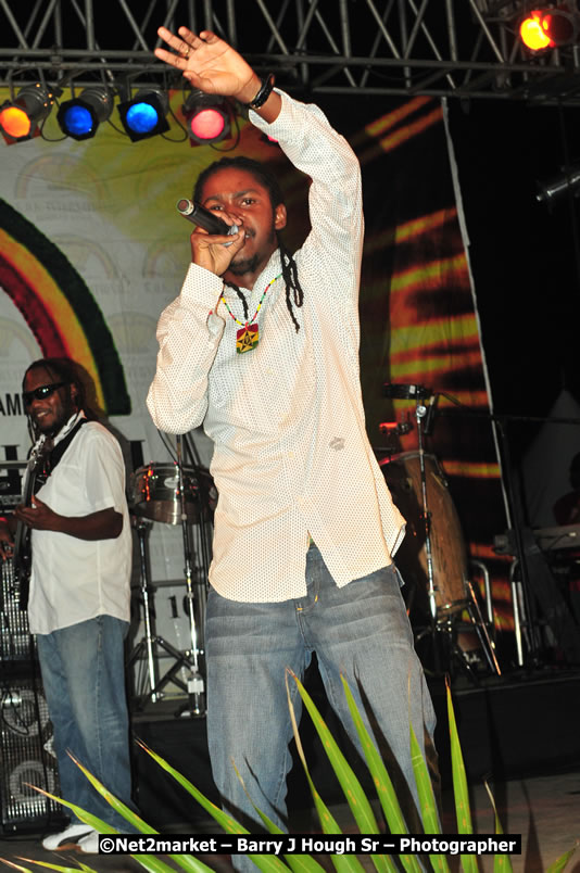 Unite The People An International Reggae Fest, Featuring: Beres Hammond, Coco T, Queen Ifrica, Khalil, Cameal Davis, Iley Dread, Rochelle, Geoffrey Star, Ras Penco, Kool DeLoy, Otis Gayle, J.McKay, Tiney Winey, Venue at Norman Manley Boulevard, Negril, Westmoreland, Jamaica - Saturday, April 4, 2009 - Photographs by Net2Market.com - Barry J. Hough Sr, Photographer/Photojournalist - Negril Travel Guide, Negril Jamaica WI - http://www.negriltravelguide.com - info@negriltravelguide.com...!