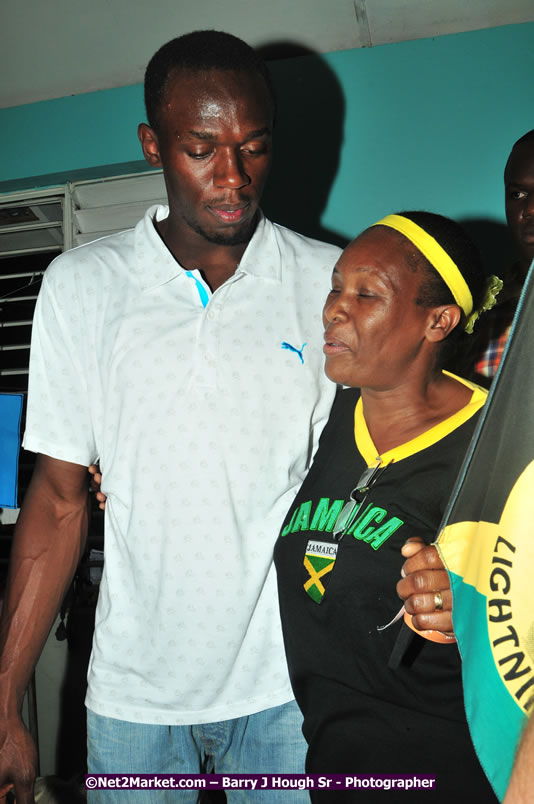 Usain Bolt of Jamaica - The Fastest Man In The World  - Usain Bolt Homecoming Celebrations - Press Conference at the Grand Bahia Principe &amp; Sherwood Content - Waldensia Primary School - Photographs by Net2Market.com - Barry J. Hough Sr. Photojournalist/Photograper - Photographs taken with a Nikon D300 - Negril Travel Guide, Negril Jamaica WI - http://www.negriltravelguide.com - info@negriltravelguide.com...!