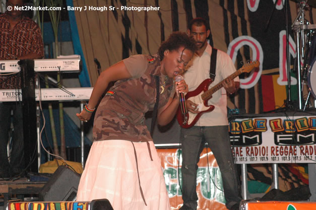 Queen Ifrica @ Western Consciousness 2007 - Presented by King of Kings Productons - Saturday, April 28, 2007 - Llandilo Cultural Centre, Savanna-La-Mar, Westmoreland, Jamaica W.I. - Negril Travel Guide, Negril Jamaica WI - http://www.negriltravelguide.com - info@negriltravelguide.com...!