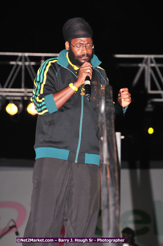 Jamaica's Athletes Celebration - Western Olympics Sports Gala & Trelawny Homecoming - Wednesday, October 8, 2008 - Photographs by Net2Market.com - Barry J. Hough Sr. Photojournalist/Photograper - Photographs taken with a Nikon D300 - Negril Travel Guide, Negril Jamaica WI - http://www.negriltravelguide.com - info@negriltravelguide.com...!