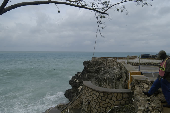 W orld Famous - Rick's Cafe - Negril's West End Cliffs - After Ivan - Negril Travel Guide, Negril Jamaica WI - http://www.negriltravelguide.com - info@negriltravelguide.com...!