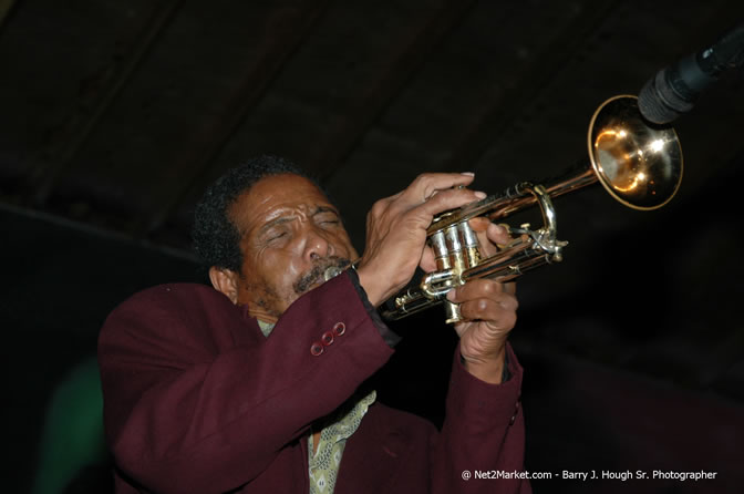 John Holt @ Bourbon Beach - Saturday, January 22, 2006 - Negril Travel Guide, Negril Jamaica WI - http://www.negriltravelguide.com - info@negriltravelguide.com...!
