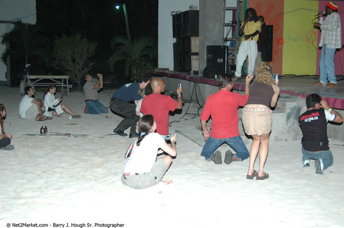 John Holt @ Bourbon Beach - Saturday, January 22, 2006 - Negril Travel Guide, Negril Jamaica WI - http://www.negriltravelguide.com - info@negriltravelguide.com...!