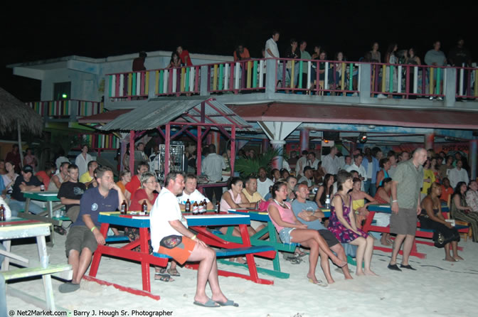 John Holt @ Bourbon Beach - Saturday, January 22, 2006 - Negril Travel Guide, Negril Jamaica WI - http://www.negriltravelguide.com - info@negriltravelguide.com...!