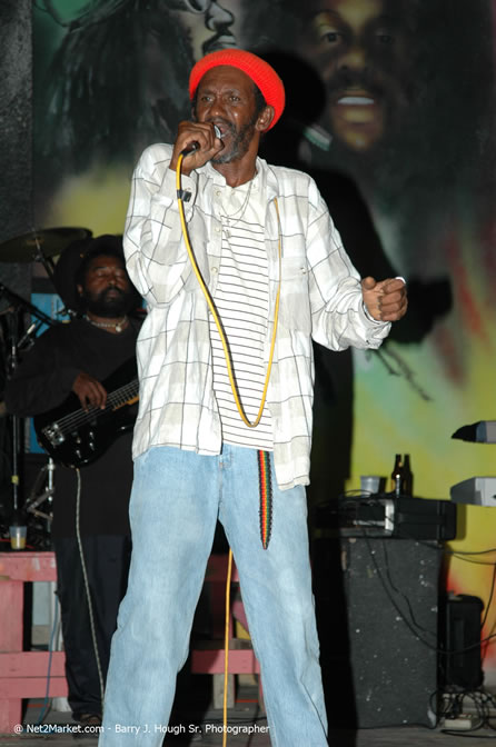 John Holt @ Bourbon Beach - Saturday, January 22, 2006 - Negril Travel Guide, Negril Jamaica WI - http://www.negriltravelguide.com - info@negriltravelguide.com...!