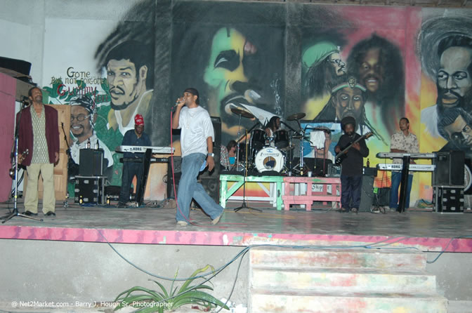 John Holt @ Bourbon Beach - Saturday, January 22, 2006 - Negril Travel Guide, Negril Jamaica WI - http://www.negriltravelguide.com - info@negriltravelguide.com...!