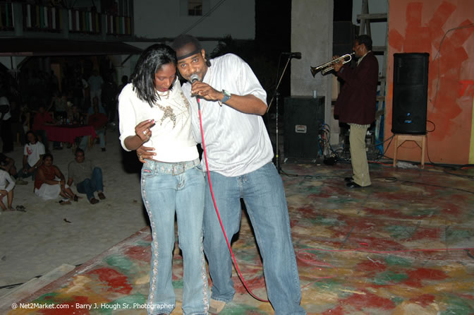 John Holt @ Bourbon Beach - Saturday, January 22, 2006 - Negril Travel Guide, Negril Jamaica WI - http://www.negriltravelguide.com - info@negriltravelguide.com...!