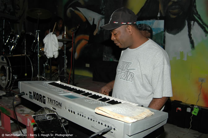 John Holt @ Bourbon Beach - Saturday, January 22, 2006 - Negril Travel Guide, Negril Jamaica WI - http://www.negriltravelguide.com - info@negriltravelguide.com...!