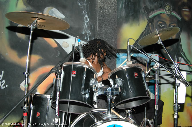 John Holt @ Bourbon Beach - Saturday, January 22, 2006 - Negril Travel Guide, Negril Jamaica WI - http://www.negriltravelguide.com - info@negriltravelguide.com...!