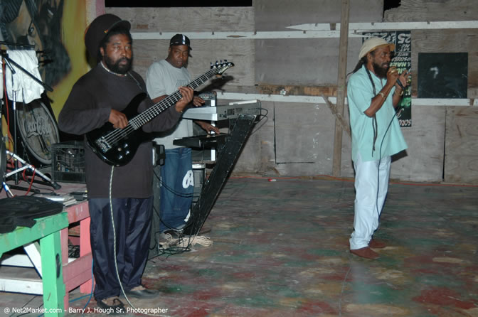 John Holt @ Bourbon Beach - Saturday, January 22, 2006 - Negril Travel Guide, Negril Jamaica WI - http://www.negriltravelguide.com - info@negriltravelguide.com...!