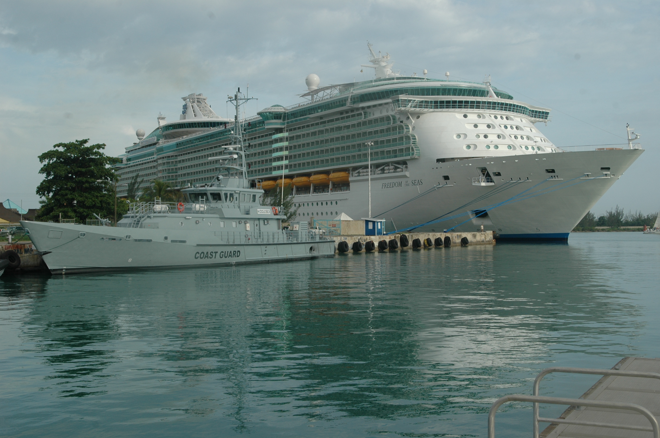 Freedom Of The Seas Photos - Negril Travel Guide, Negril Jamaica WI - http://www.negriltravelguide.com - info@negriltravelguide.com...!