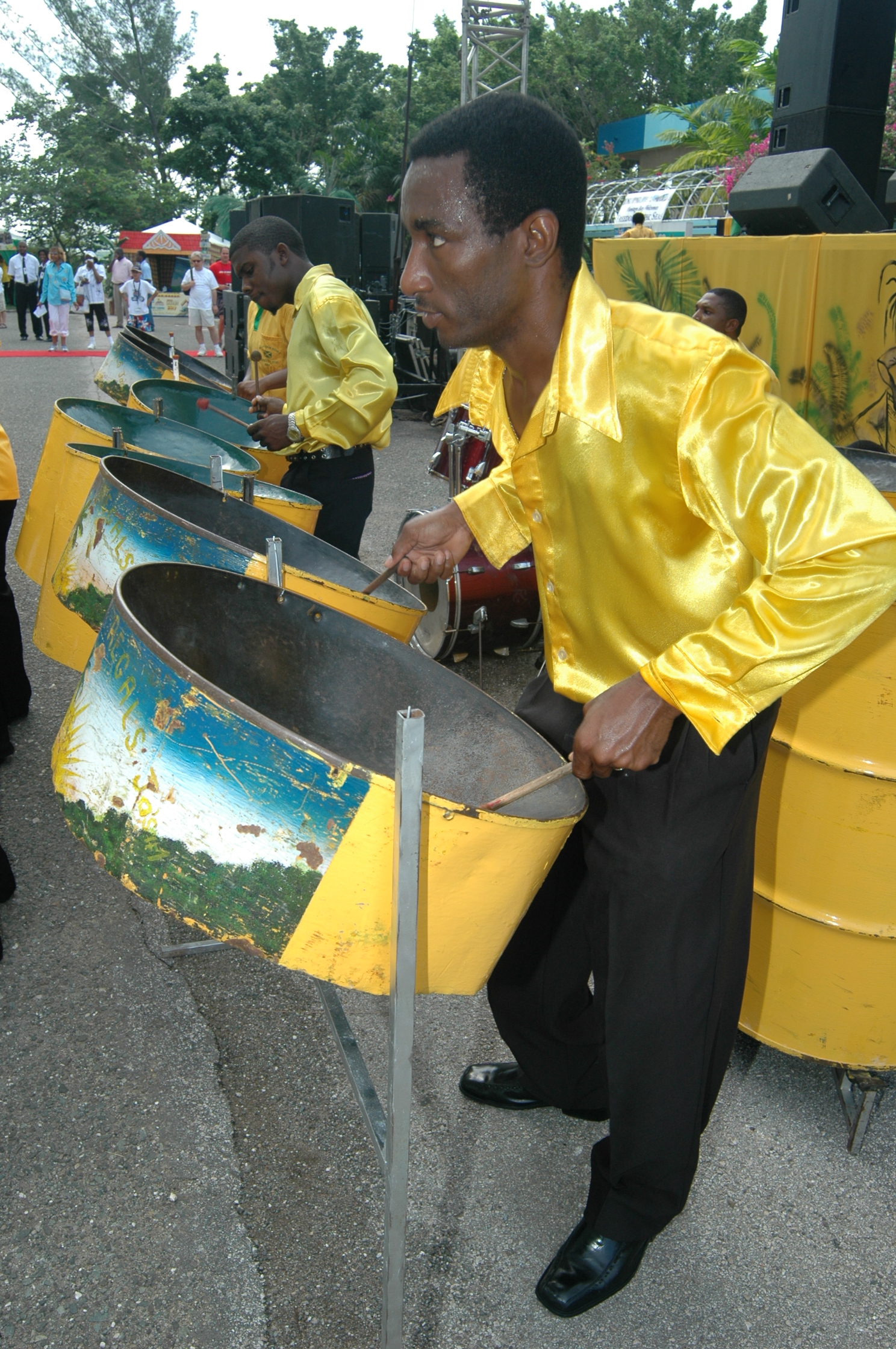 Freedom Of The Seas Photos - Negril Travel Guide, Negril Jamaica WI - http://www.negriltravelguide.com - info@negriltravelguide.com...!