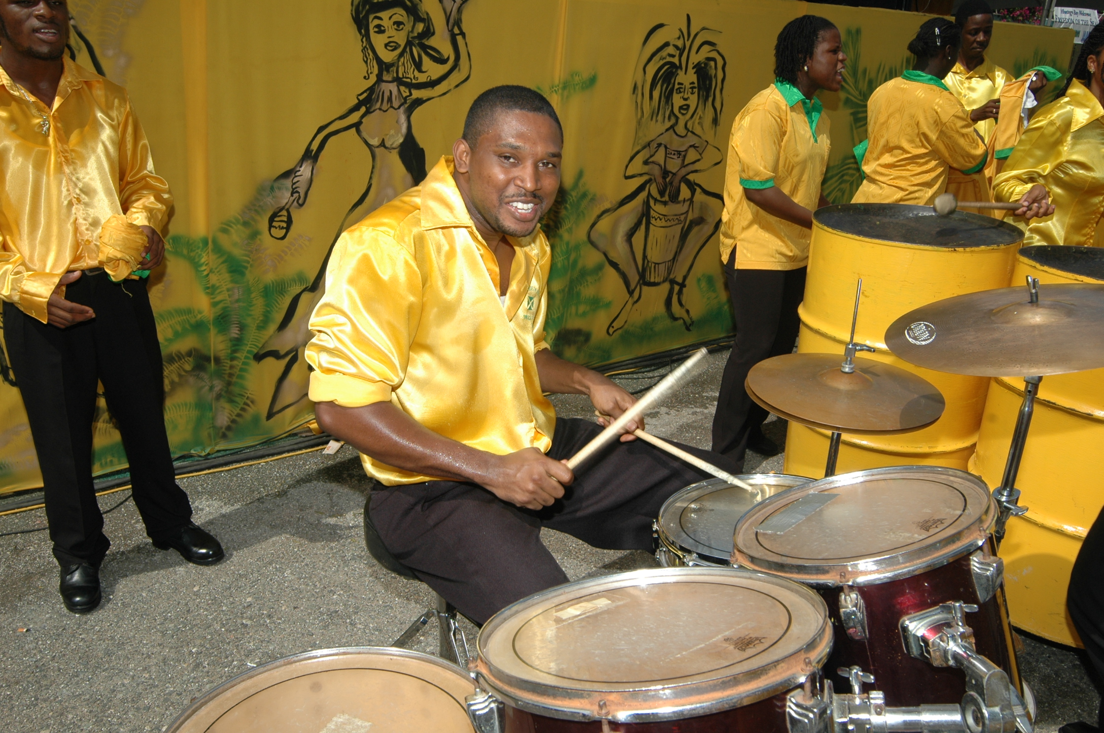 Freedom Of The Seas Photos - Negril Travel Guide, Negril Jamaica WI - http://www.negriltravelguide.com - info@negriltravelguide.com...!