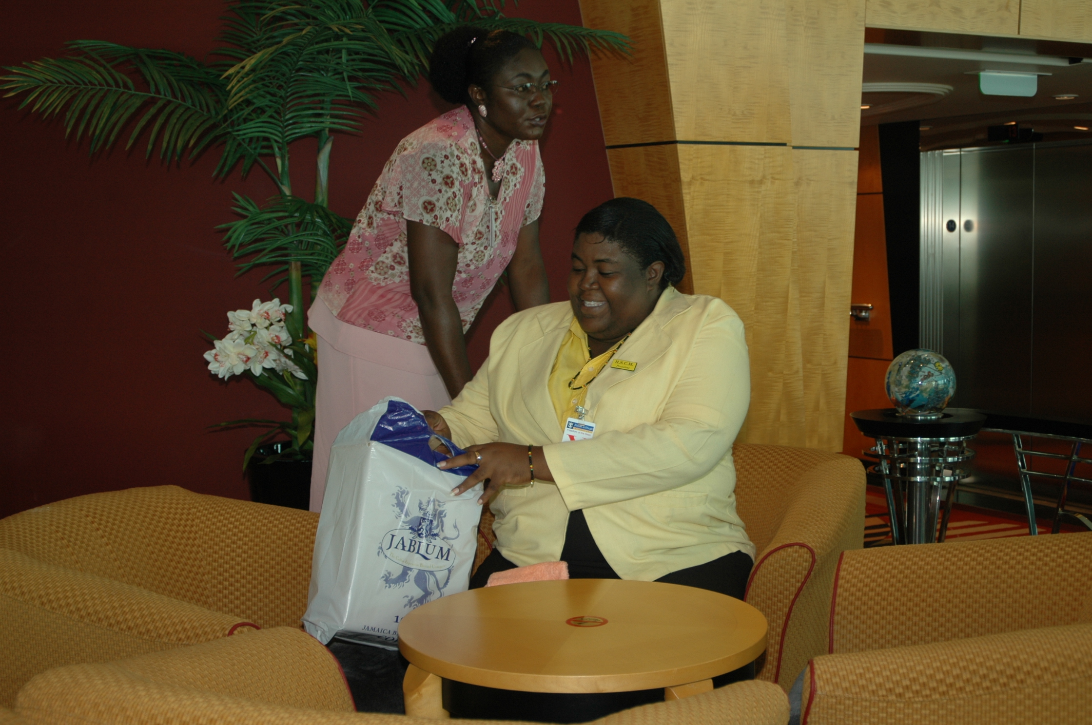 Freedom Of The Seas Photos - Negril Travel Guide, Negril Jamaica WI - http://www.negriltravelguide.com - info@negriltravelguide.com...!