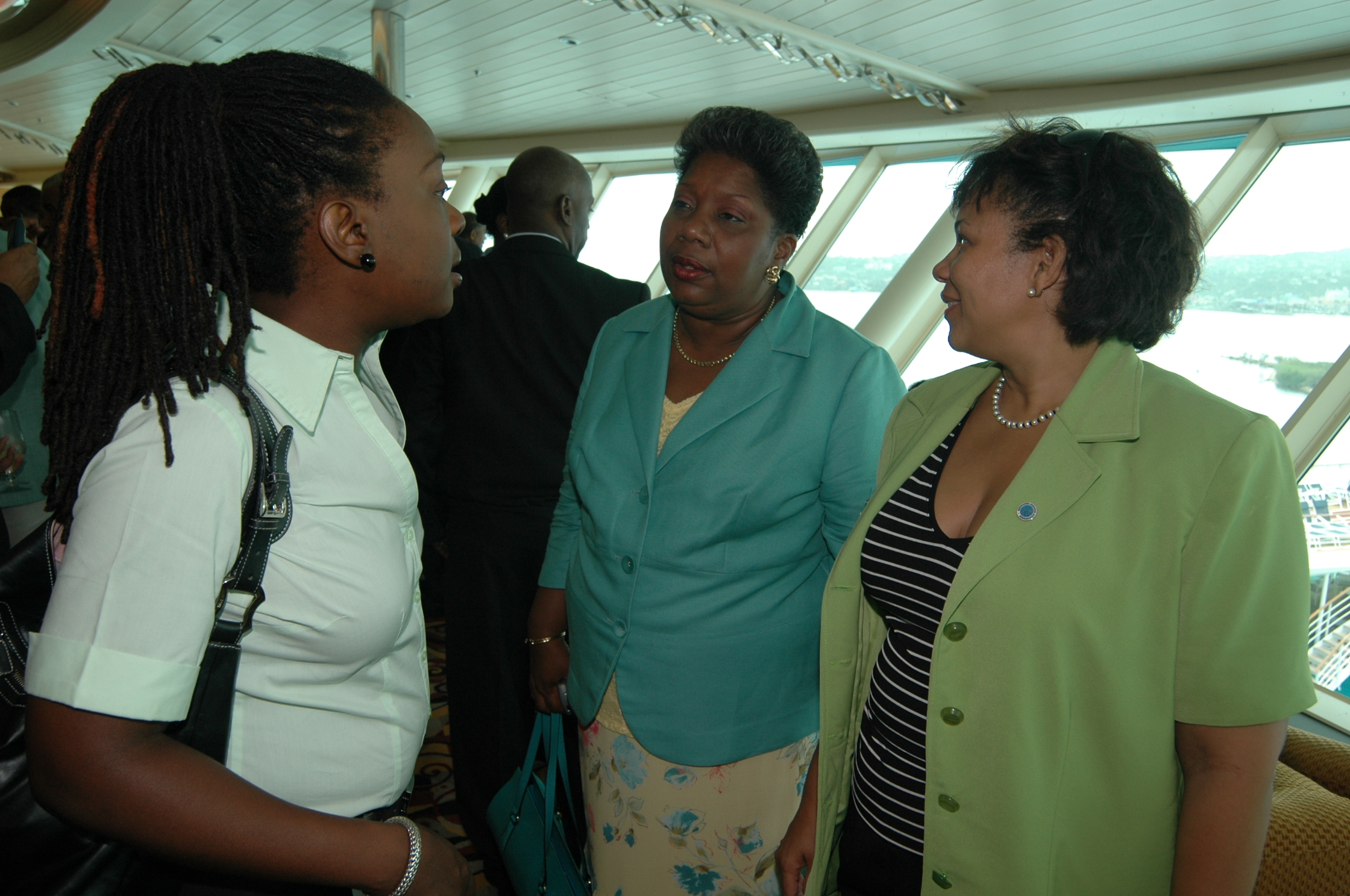 Freedom Of The Seas Photos - Negril Travel Guide, Negril Jamaica WI - http://www.negriltravelguide.com - info@negriltravelguide.com...!