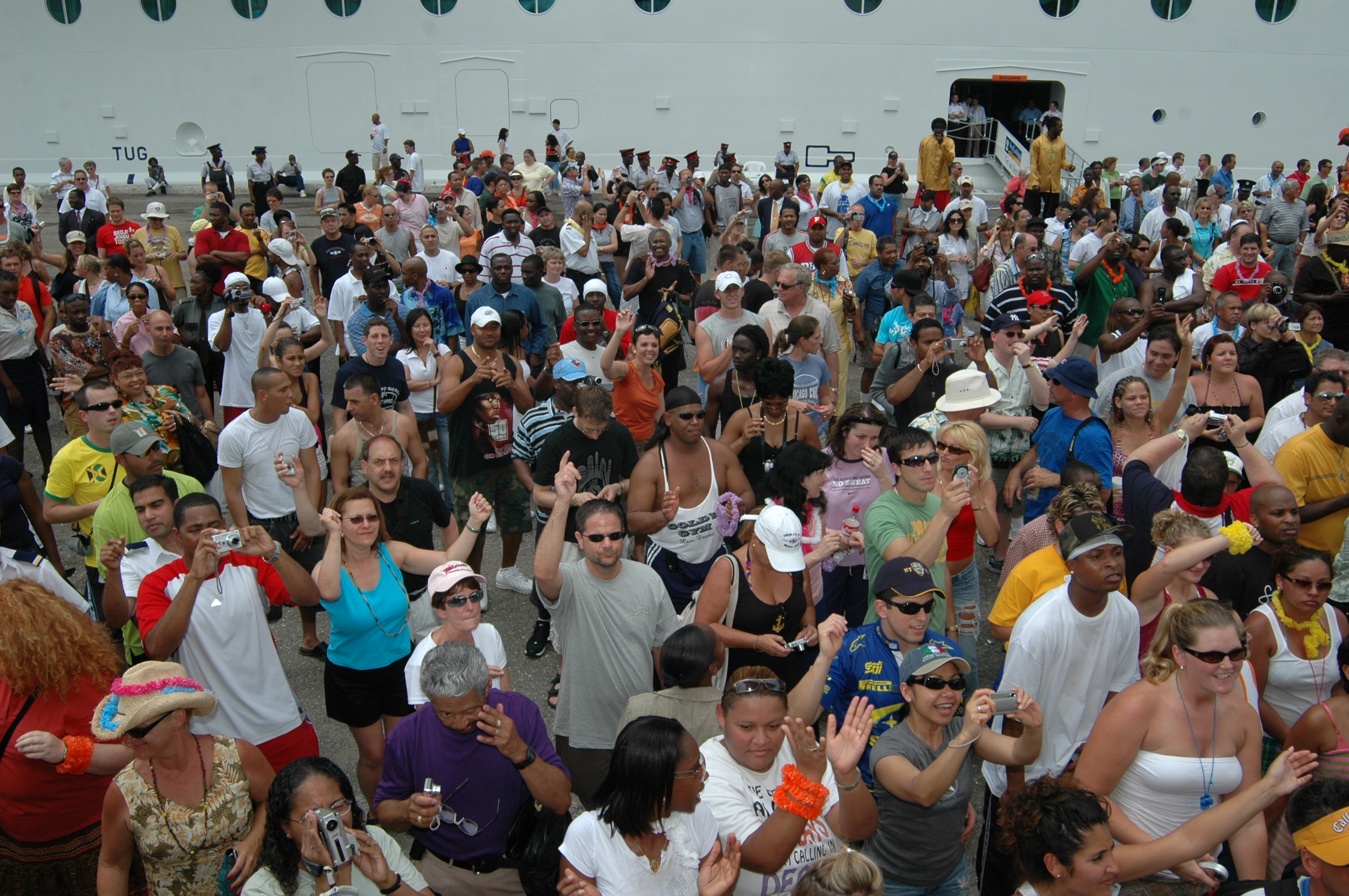 Freedom Of The Seas Photos - Negril Travel Guide, Negril Jamaica WI - http://www.negriltravelguide.com - info@negriltravelguide.com...!