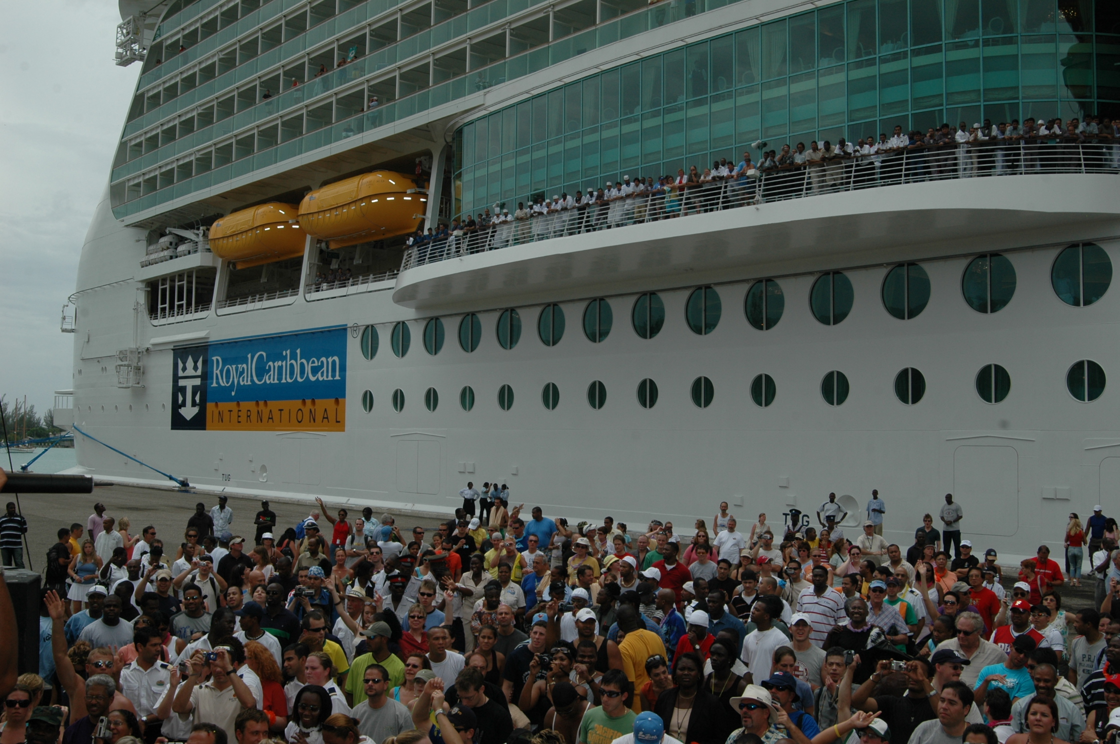 Freedom Of The Seas Photos - Negril Travel Guide, Negril Jamaica WI - http://www.negriltravelguide.com - info@negriltravelguide.com...!