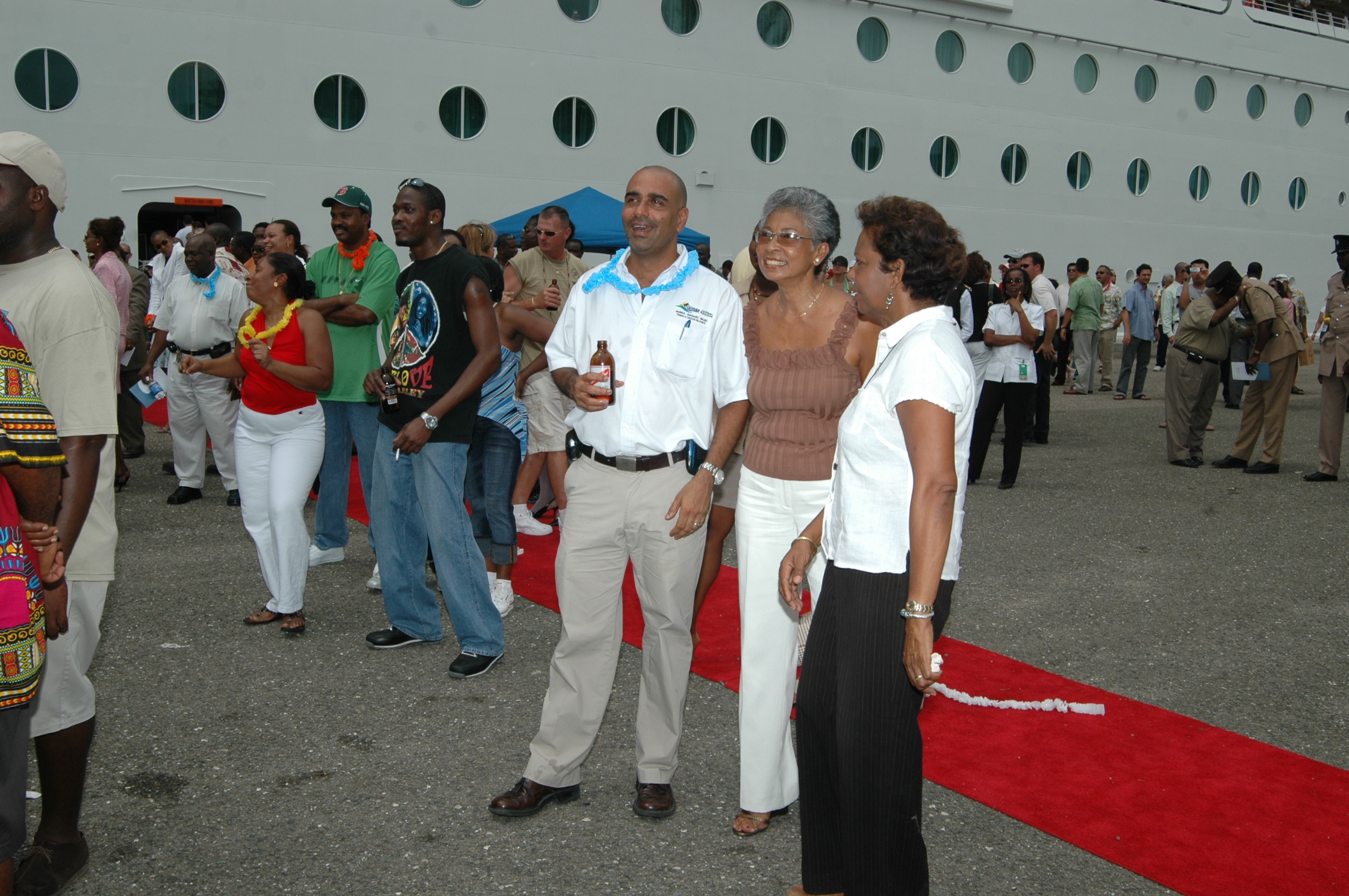 Freedom Of The Seas Photos - Negril Travel Guide, Negril Jamaica WI - http://www.negriltravelguide.com - info@negriltravelguide.com...!