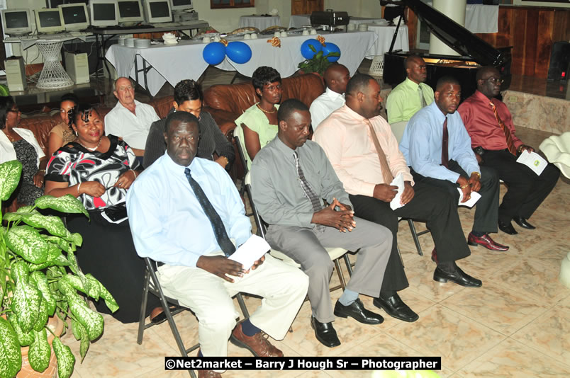The Graduation Ceremony Of Police Officers - Negril Education Evironmaent Trust (NEET), Graduation Exercise For Level One Computer Training, Venue at Travellers Beach Resort, Norman Manley Boulevard, Negril, Westmoreland, Jamaica - Saturday, April 5, 2009 - Photographs by Net2Market.com - Barry J. Hough Sr, Photographer/Photojournalist - Negril Travel Guide, Negril Jamaica WI - http://www.negriltravelguide.com - info@negriltravelguide.com...!