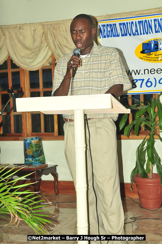 The Graduation Ceremony Of Police Officers - Negril Education Evironmaent Trust (NEET), Graduation Exercise For Level One Computer Training, Venue at Travellers Beach Resort, Norman Manley Boulevard, Negril, Westmoreland, Jamaica - Saturday, April 5, 2009 - Photographs by Net2Market.com - Barry J. Hough Sr, Photographer/Photojournalist - Negril Travel Guide, Negril Jamaica WI - http://www.negriltravelguide.com - info@negriltravelguide.com...!