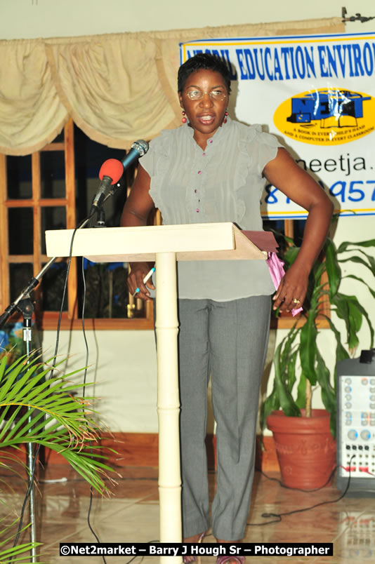 The Graduation Ceremony Of Police Officers - Negril Education Evironmaent Trust (NEET), Graduation Exercise For Level One Computer Training, Venue at Travellers Beach Resort, Norman Manley Boulevard, Negril, Westmoreland, Jamaica - Saturday, April 5, 2009 - Photographs by Net2Market.com - Barry J. Hough Sr, Photographer/Photojournalist - Negril Travel Guide, Negril Jamaica WI - http://www.negriltravelguide.com - info@negriltravelguide.com...!