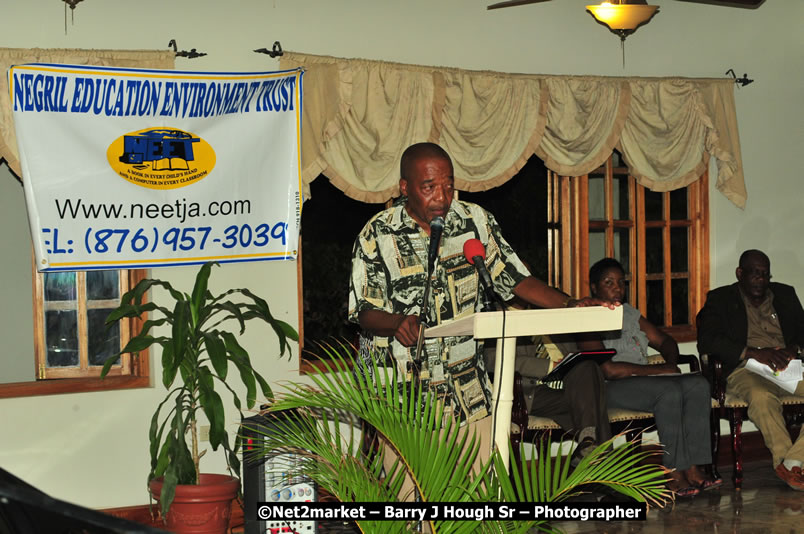 The Graduation Ceremony Of Police Officers - Negril Education Evironmaent Trust (NEET), Graduation Exercise For Level One Computer Training, Venue at Travellers Beach Resort, Norman Manley Boulevard, Negril, Westmoreland, Jamaica - Saturday, April 5, 2009 - Photographs by Net2Market.com - Barry J. Hough Sr, Photographer/Photojournalist - Negril Travel Guide, Negril Jamaica WI - http://www.negriltravelguide.com - info@negriltravelguide.com...!