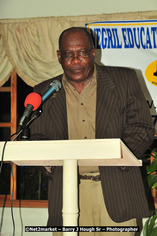 The Graduation Ceremony Of Police Officers - Negril Education Evironmaent Trust (NEET), Graduation Exercise For Level One Computer Training, Venue at Travellers Beach Resort, Norman Manley Boulevard, Negril, Westmoreland, Jamaica - Saturday, April 5, 2009 - Photographs by Net2Market.com - Barry J. Hough Sr, Photographer/Photojournalist - Negril Travel Guide, Negril Jamaica WI - http://www.negriltravelguide.com - info@negriltravelguide.com...!