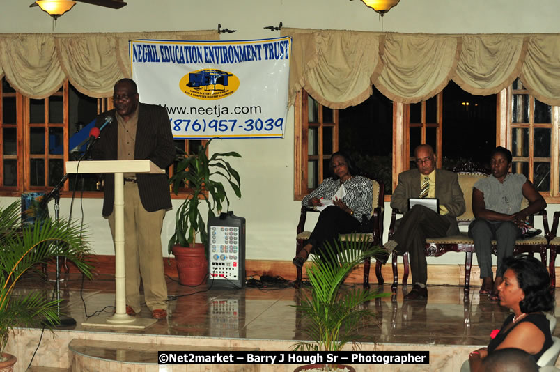 The Graduation Ceremony Of Police Officers - Negril Education Evironmaent Trust (NEET), Graduation Exercise For Level One Computer Training, Venue at Travellers Beach Resort, Norman Manley Boulevard, Negril, Westmoreland, Jamaica - Saturday, April 5, 2009 - Photographs by Net2Market.com - Barry J. Hough Sr, Photographer/Photojournalist - Negril Travel Guide, Negril Jamaica WI - http://www.negriltravelguide.com - info@negriltravelguide.com...!
