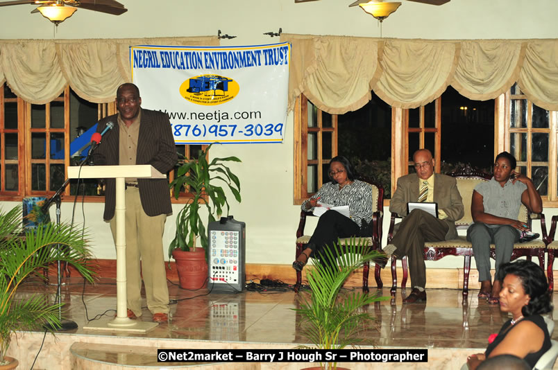 The Graduation Ceremony Of Police Officers - Negril Education Evironmaent Trust (NEET), Graduation Exercise For Level One Computer Training, Venue at Travellers Beach Resort, Norman Manley Boulevard, Negril, Westmoreland, Jamaica - Saturday, April 5, 2009 - Photographs by Net2Market.com - Barry J. Hough Sr, Photographer/Photojournalist - Negril Travel Guide, Negril Jamaica WI - http://www.negriltravelguide.com - info@negriltravelguide.com...!