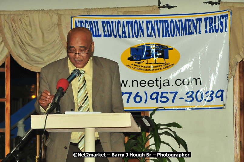 The Graduation Ceremony Of Police Officers - Negril Education Evironmaent Trust (NEET), Graduation Exercise For Level One Computer Training, Venue at Travellers Beach Resort, Norman Manley Boulevard, Negril, Westmoreland, Jamaica - Saturday, April 5, 2009 - Photographs by Net2Market.com - Barry J. Hough Sr, Photographer/Photojournalist - Negril Travel Guide, Negril Jamaica WI - http://www.negriltravelguide.com - info@negriltravelguide.com...!