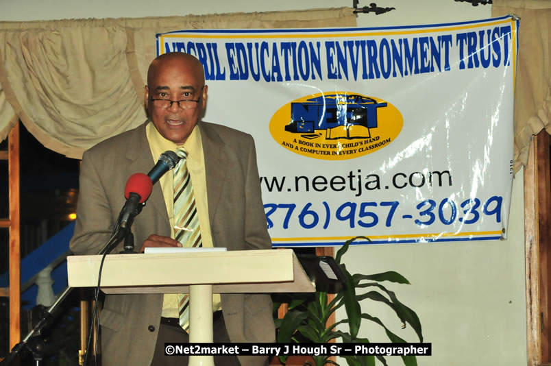 The Graduation Ceremony Of Police Officers - Negril Education Evironmaent Trust (NEET), Graduation Exercise For Level One Computer Training, Venue at Travellers Beach Resort, Norman Manley Boulevard, Negril, Westmoreland, Jamaica - Saturday, April 5, 2009 - Photographs by Net2Market.com - Barry J. Hough Sr, Photographer/Photojournalist - Negril Travel Guide, Negril Jamaica WI - http://www.negriltravelguide.com - info@negriltravelguide.com...!