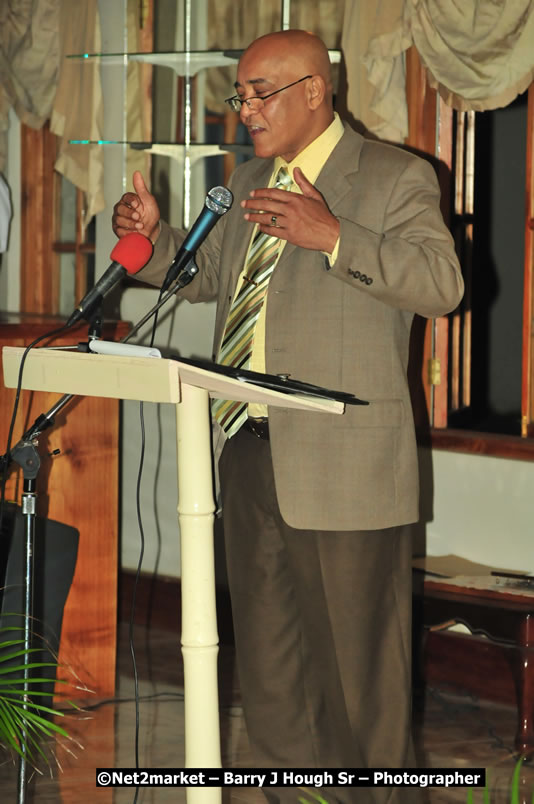 The Graduation Ceremony Of Police Officers - Negril Education Evironmaent Trust (NEET), Graduation Exercise For Level One Computer Training, Venue at Travellers Beach Resort, Norman Manley Boulevard, Negril, Westmoreland, Jamaica - Saturday, April 5, 2009 - Photographs by Net2Market.com - Barry J. Hough Sr, Photographer/Photojournalist - Negril Travel Guide, Negril Jamaica WI - http://www.negriltravelguide.com - info@negriltravelguide.com...!