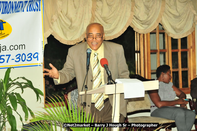 The Graduation Ceremony Of Police Officers - Negril Education Evironmaent Trust (NEET), Graduation Exercise For Level One Computer Training, Venue at Travellers Beach Resort, Norman Manley Boulevard, Negril, Westmoreland, Jamaica - Saturday, April 5, 2009 - Photographs by Net2Market.com - Barry J. Hough Sr, Photographer/Photojournalist - Negril Travel Guide, Negril Jamaica WI - http://www.negriltravelguide.com - info@negriltravelguide.com...!