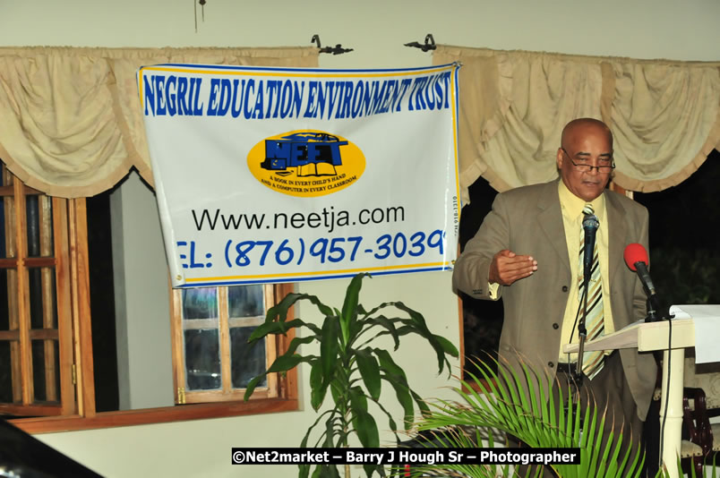 The Graduation Ceremony Of Police Officers - Negril Education Evironmaent Trust (NEET), Graduation Exercise For Level One Computer Training, Venue at Travellers Beach Resort, Norman Manley Boulevard, Negril, Westmoreland, Jamaica - Saturday, April 5, 2009 - Photographs by Net2Market.com - Barry J. Hough Sr, Photographer/Photojournalist - Negril Travel Guide, Negril Jamaica WI - http://www.negriltravelguide.com - info@negriltravelguide.com...!