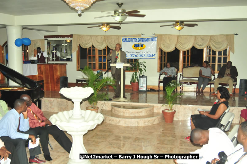 The Graduation Ceremony Of Police Officers - Negril Education Evironmaent Trust (NEET), Graduation Exercise For Level One Computer Training, Venue at Travellers Beach Resort, Norman Manley Boulevard, Negril, Westmoreland, Jamaica - Saturday, April 5, 2009 - Photographs by Net2Market.com - Barry J. Hough Sr, Photographer/Photojournalist - Negril Travel Guide, Negril Jamaica WI - http://www.negriltravelguide.com - info@negriltravelguide.com...!