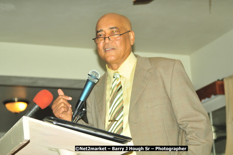 The Graduation Ceremony Of Police Officers - Negril Education Evironmaent Trust (NEET), Graduation Exercise For Level One Computer Training, Venue at Travellers Beach Resort, Norman Manley Boulevard, Negril, Westmoreland, Jamaica - Saturday, April 5, 2009 - Photographs by Net2Market.com - Barry J. Hough Sr, Photographer/Photojournalist - Negril Travel Guide, Negril Jamaica WI - http://www.negriltravelguide.com - info@negriltravelguide.com...!