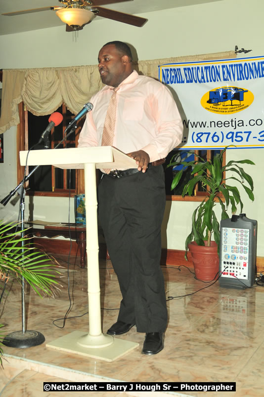 The Graduation Ceremony Of Police Officers - Negril Education Evironmaent Trust (NEET), Graduation Exercise For Level One Computer Training, Venue at Travellers Beach Resort, Norman Manley Boulevard, Negril, Westmoreland, Jamaica - Saturday, April 5, 2009 - Photographs by Net2Market.com - Barry J. Hough Sr, Photographer/Photojournalist - Negril Travel Guide, Negril Jamaica WI - http://www.negriltravelguide.com - info@negriltravelguide.com...!