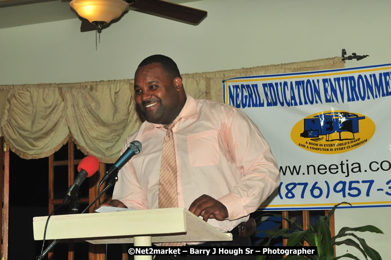The Graduation Ceremony Of Police Officers - Negril Education Evironmaent Trust (NEET), Graduation Exercise For Level One Computer Training, Venue at Travellers Beach Resort, Norman Manley Boulevard, Negril, Westmoreland, Jamaica - Saturday, April 5, 2009 - Photographs by Net2Market.com - Barry J. Hough Sr, Photographer/Photojournalist - Negril Travel Guide, Negril Jamaica WI - http://www.negriltravelguide.com - info@negriltravelguide.com...!