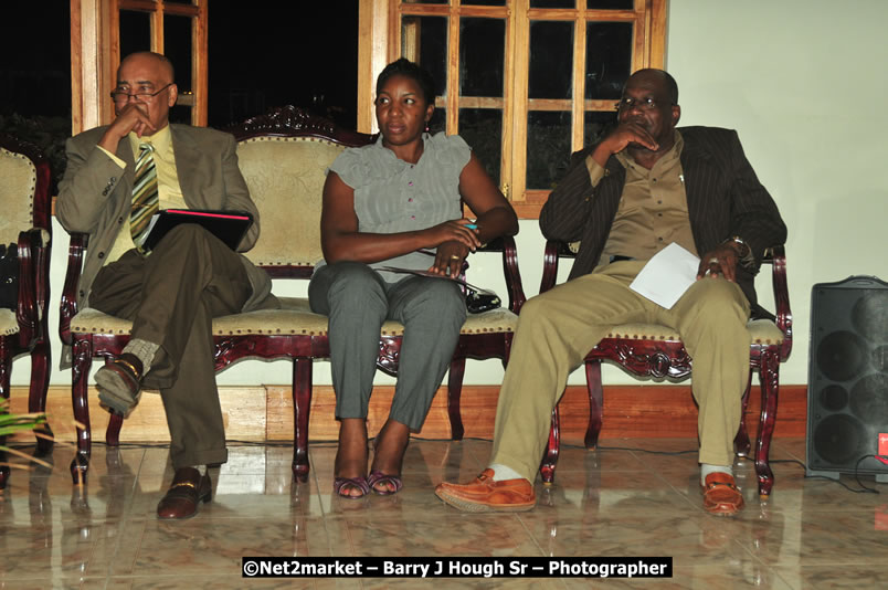 The Graduation Ceremony Of Police Officers - Negril Education Evironmaent Trust (NEET), Graduation Exercise For Level One Computer Training, Venue at Travellers Beach Resort, Norman Manley Boulevard, Negril, Westmoreland, Jamaica - Saturday, April 5, 2009 - Photographs by Net2Market.com - Barry J. Hough Sr, Photographer/Photojournalist - Negril Travel Guide, Negril Jamaica WI - http://www.negriltravelguide.com - info@negriltravelguide.com...!