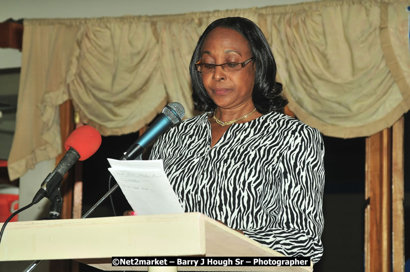 The Graduation Ceremony Of Police Officers - Negril Education Evironmaent Trust (NEET), Graduation Exercise For Level One Computer Training, Venue at Travellers Beach Resort, Norman Manley Boulevard, Negril, Westmoreland, Jamaica - Saturday, April 5, 2009 - Photographs by Net2Market.com - Barry J. Hough Sr, Photographer/Photojournalist - The Negril Travel Guide - Negril's and Jamaica's Number One Concert Photography Web Site with over 40,000 Jamaican Concert photographs Published -  Negril Travel Guide, Negril Jamaica WI - http://www.negriltravelguide.com - info@negriltravelguide.com...!