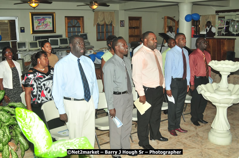 The Graduation Ceremony Of Police Officers - Negril Education Evironmaent Trust (NEET), Graduation Exercise For Level One Computer Training, Venue at Travellers Beach Resort, Norman Manley Boulevard, Negril, Westmoreland, Jamaica - Saturday, April 5, 2009 - Photographs by Net2Market.com - Barry J. Hough Sr, Photographer/Photojournalist - The Negril Travel Guide - Negril's and Jamaica's Number One Concert Photography Web Site with over 40,000 Jamaican Concert photographs Published -  Negril Travel Guide, Negril Jamaica WI - http://www.negriltravelguide.com - info@negriltravelguide.com...!