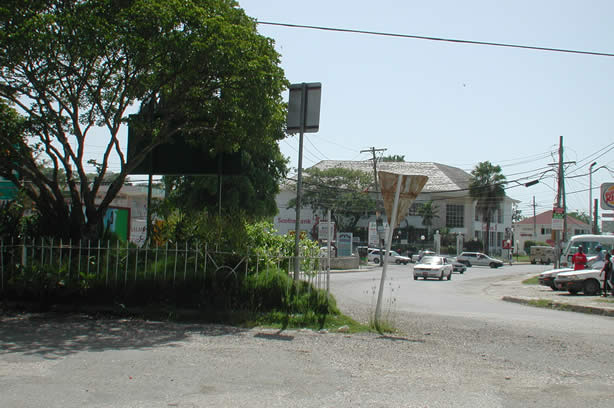 Negril Round-About Photographs - Celebrating 20 Years of Service to the Negril Community Photos - Negril Travel Guide, Negril Jamaica WI - http://www.negriltravelguide.com - info@negriltravelguide.com...!