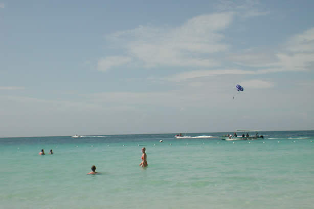 A Photo Walk along Negril's Famous Seven Mile Beach - Negril Travel Guide, Negril Jamaica WI - http://www.negriltravelguide.com - info@negriltravelguide.com...!